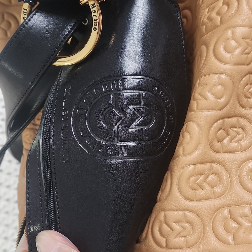 Marino Orlandi backpack or shoulder bag Huge-os with gold hardware - Picture 8 of 11